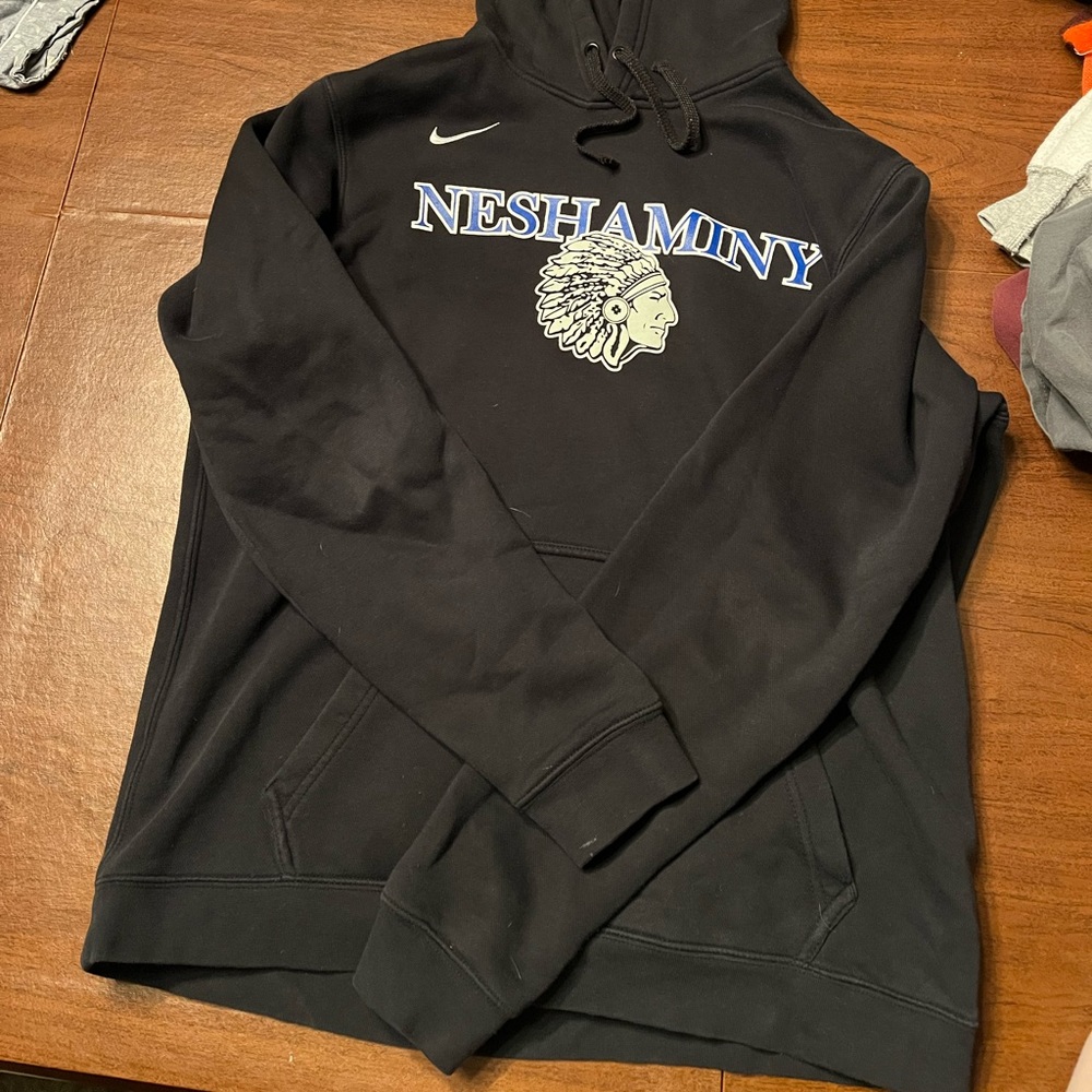 Nike neshaminy sweatshirt